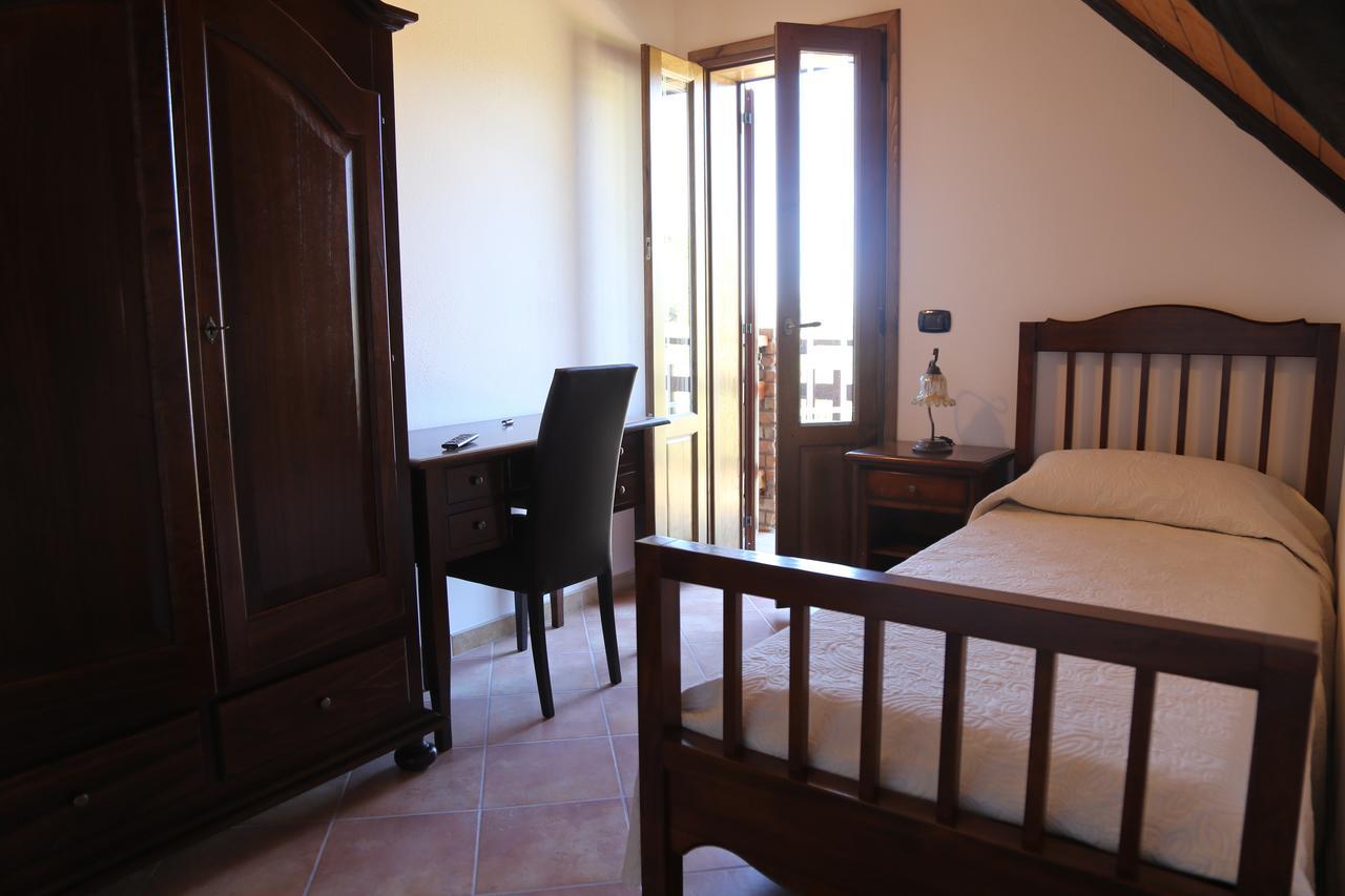 Agriturismo Pirara Sant'Angelo  Exterior photo