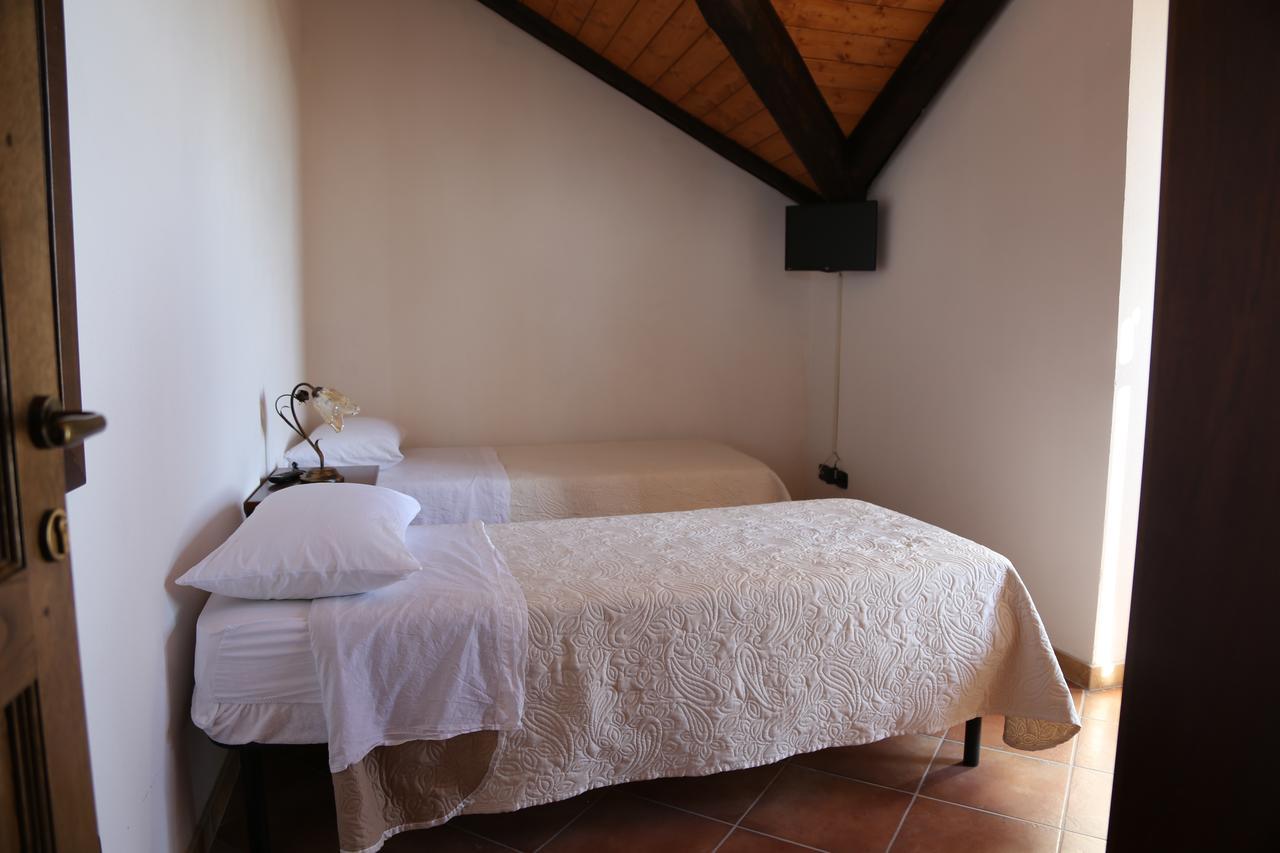 Agriturismo Pirara Sant'Angelo  Exterior photo